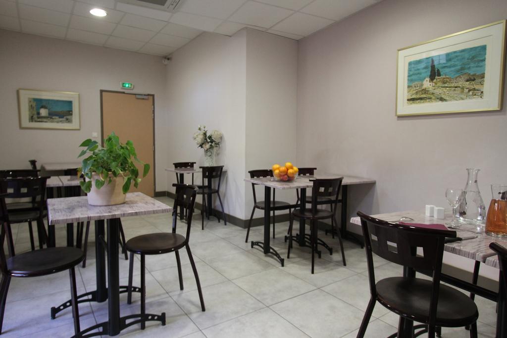 Hotel Le Provencal Tarascon Pokoj fotografie